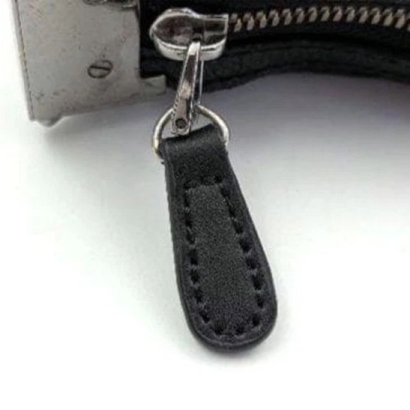 Gucci Dark Gray Monogram Shoulder Bag - Picture 12 of 16